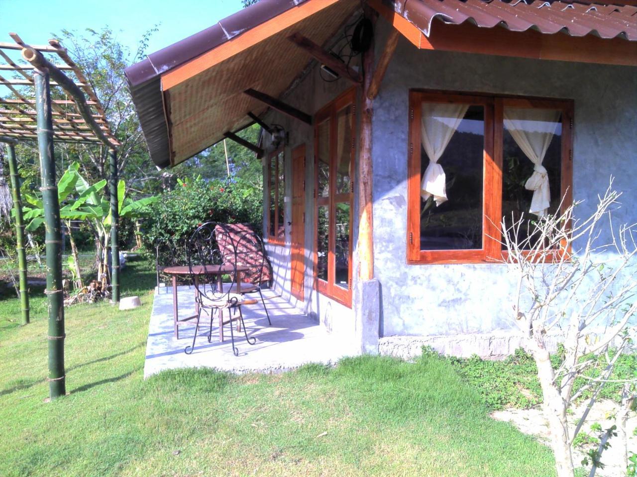 Ing Doi Guest House Pai Exteriör bild